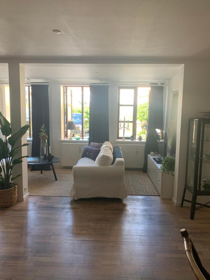 Millebo - Like Home Studio Apartment Ålborg Exteriör bild