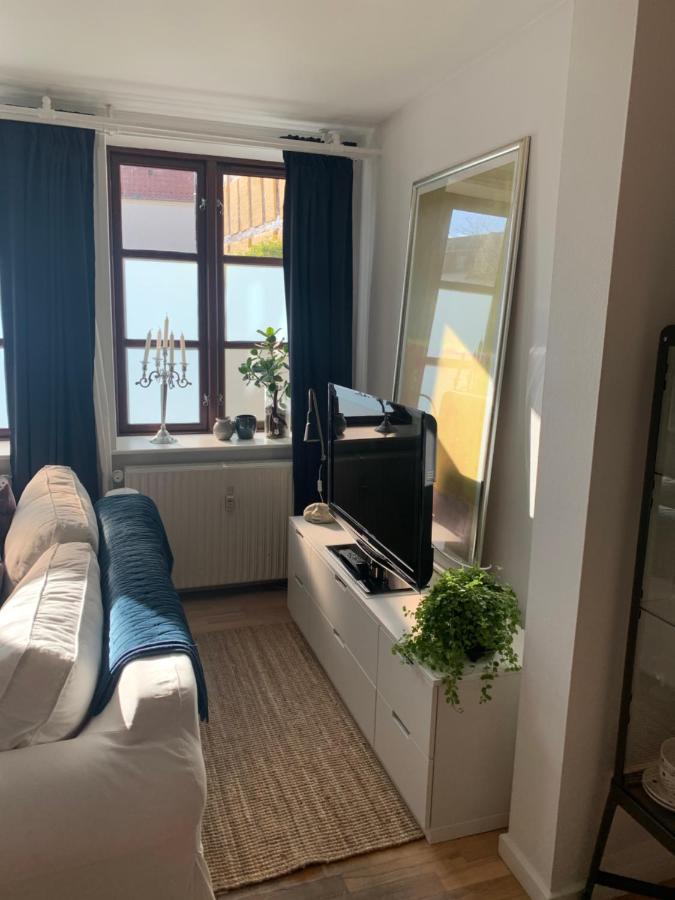 Millebo - Like Home Studio Apartment Ålborg Exteriör bild